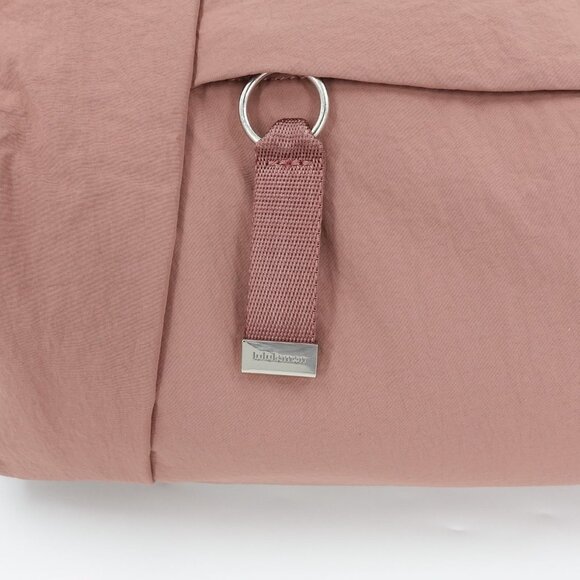 Lululemon On My Level Duffle Bag 16L Spiced Chai Pink OS - Picture 9 of 15